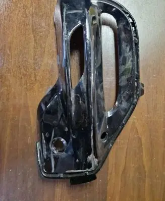 Front bumper lower grill
