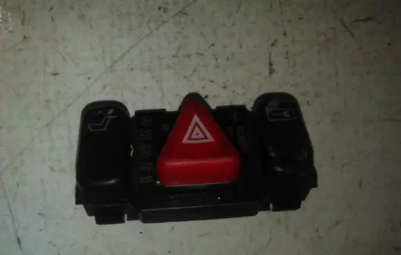 Mercedes-Benz CLK A208 C208 Hazard light switch 2088200310 501283189