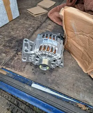 Ford Mondeo MK IV Generator/alternator REAV6N10300HA