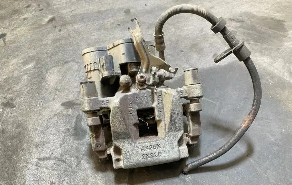 Land Rover Evoque II Rear brake caliper
