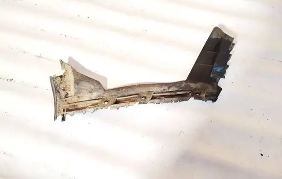 Ford Fiesta Front bumper mounting bracket