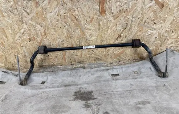 BMW X1 E84 Sway bar bush bracket, front 6787017