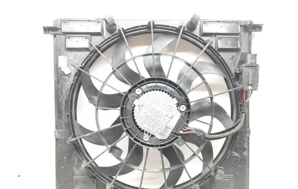 BMW X3 G01 Radiator cooling fan shroud 8487637 KT310001 1742