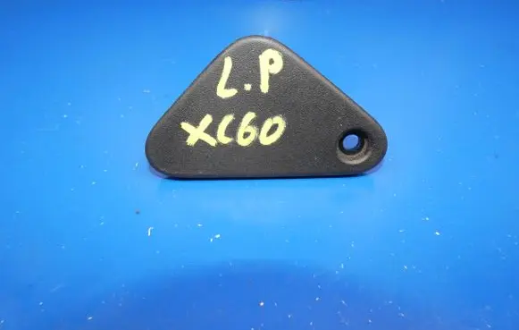 Volvo XC60 Radiator mount bracket 30723366