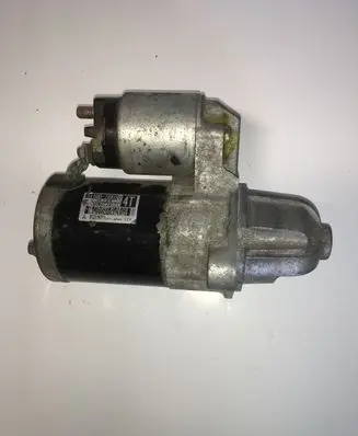 Suzuki Grand Vitara II Starter motor 3110078K0 M000T23171