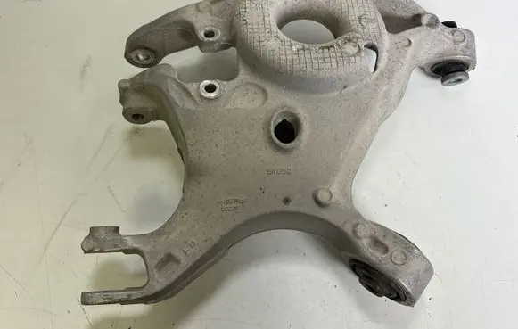 Ford Mustang VI Rear upper control arm/wishbone 5K652
