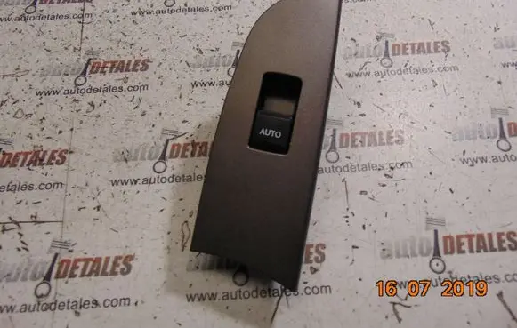 Lexus IS 220D-250-350 Electric window control switch 7427253310