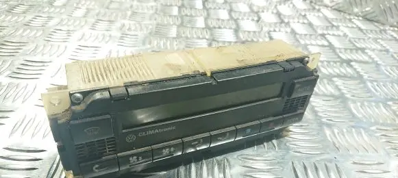 Volkswagen Golf IV Interior fan control switch 3B1907044B