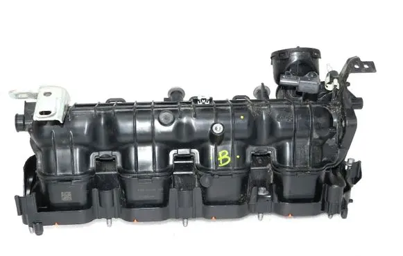 Nissan Qashqai Intake manifold 1400300Q4A A2821401400