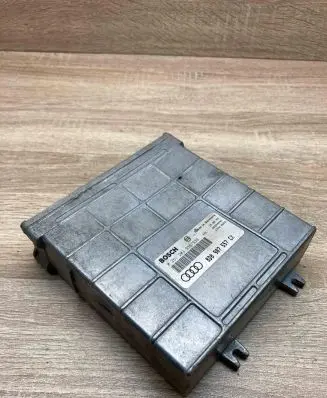 Audi A4 S4 B5 8D Engine control unit/module ECU 8D0907557CX 0261203938