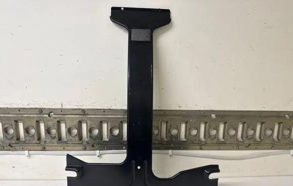 Battery bracket