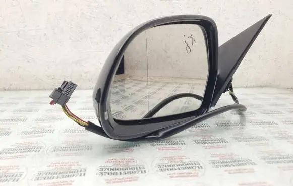 Audi A4 S4 B8 8K Front door electric wing mirror 18133
