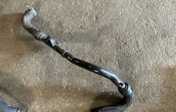 Nissan Juke II F16 Engine coolant pipe/hose