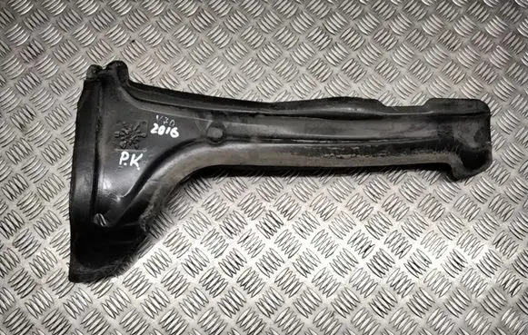 Volvo V70 Fender foam support/seal 312998441