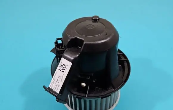 Heater fan/blower