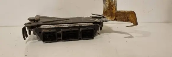 Renault Megane II Engine control unit/module 0281011549