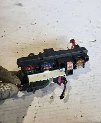 Volkswagen PASSAT B8 Fuse module 5Q0937503F 5Q0937503