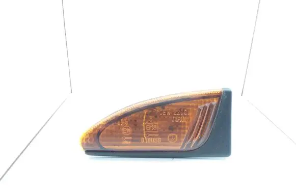 Subaru Legacy Front fender indicator light 220902