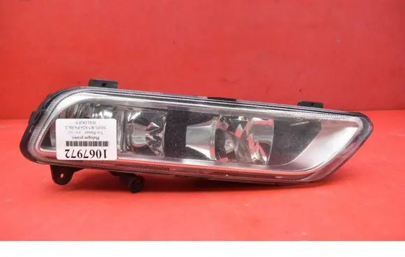 Volkswagen PASSAT CC Front fog light 176623