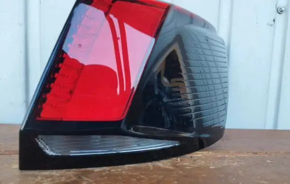 Peugeot 3008 II Rear/tail lights 9810477080