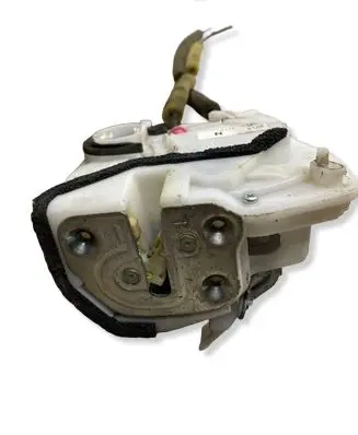 Mazda CX-3 Rear door lock G04G1012 K80K 6J08
