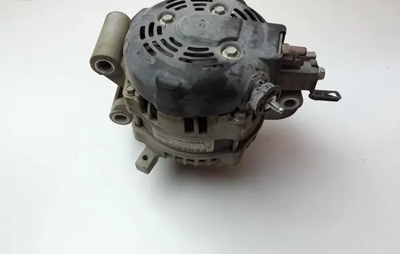 Toyota Auris E180 Generator/alternator 270600R090
