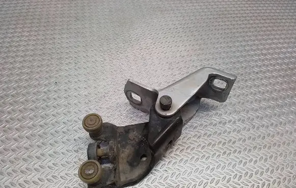 Renault Kangoo II Sliding door middle roller runner 497637G 8200497510 8200497775