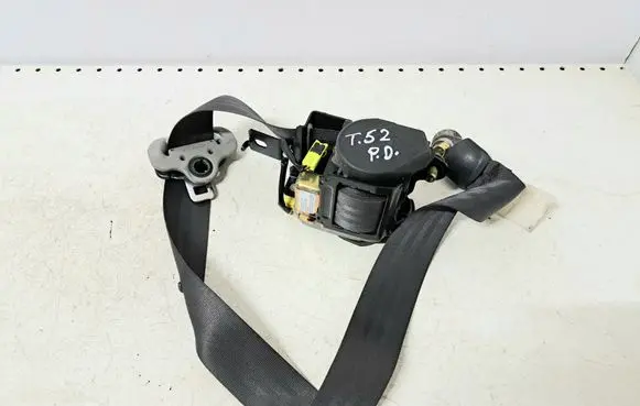 Front seatbelt