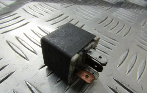 Volvo S70 V70 V70 XC Other relay 00351073 003510-73