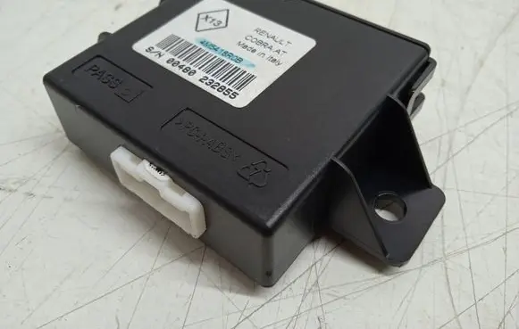 Renault Scenic III - Grand scenic III Alarm control unit/module 4M5418R0B