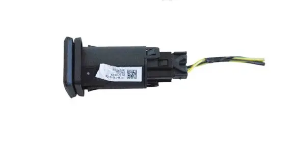 Jaguar E-Pace USB socket connector JPLA19010CA
