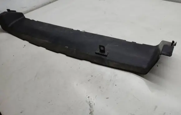 Radiator trim
