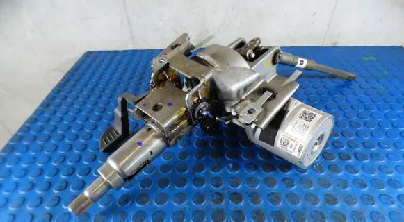 Opel Corsa E Steering wheel axle 39029689 58029054 522976190