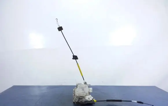 Audi Q5 SQ5 Front door lock 8J1837016F