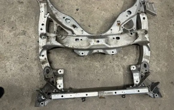 BMW 6 F06 Gran coupe Front subframe 6796693 VT6N54L