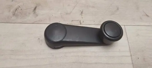 Seat Alhambra (Mk1) Rear door window winding handle 7M3837595