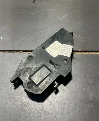 BMW X5 E70 Glove box lock 7161766