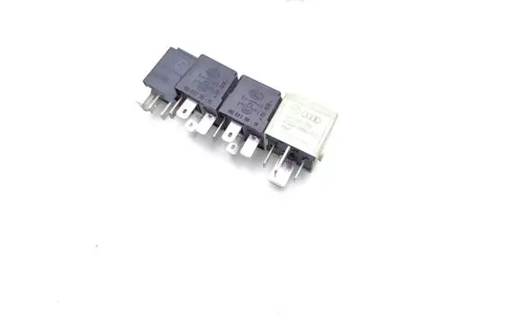 Audi A3 S3 A3 Sportback 8P Other relay 4H0951253 7M0951253C