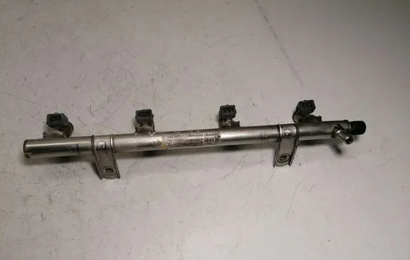 Mercedes-Benz A W168 Fuel main line pipe A1660700895