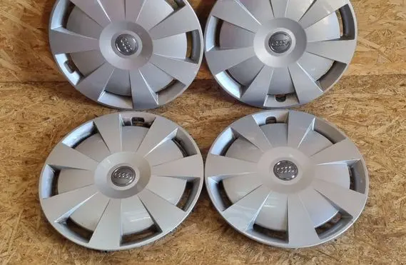 Audi A3 S3 8V R16 wheel hub/cap/trim 8V0601147D