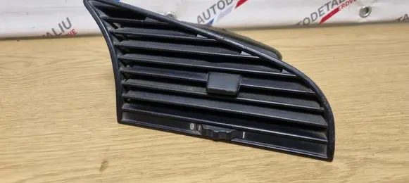 BMW 3 E36 Dash center air vent grill 1387011