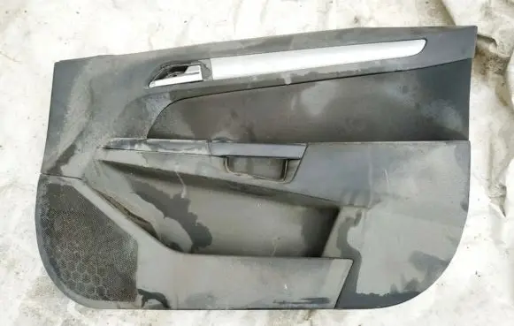 Opel Astra H Front door card panel trim 13254929