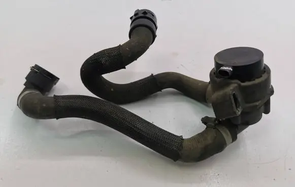 Volvo V60 Electric auxiliary coolant/water pump 31342818