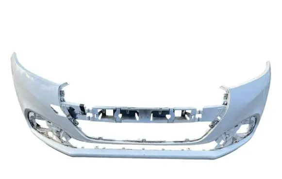 Peugeot 208 Front bumper 9810513777