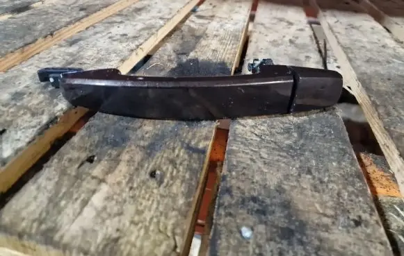 Rear door exterior handle
