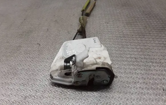 Mazda 6 Rear door lock 