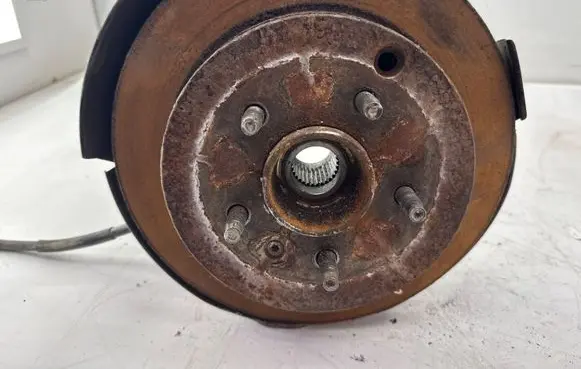 Chevrolet Captiva Rear wheel hub