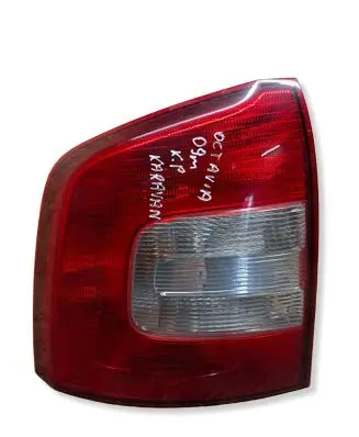 Skoda Octavia Mk2 (1Z) Rear/tail lights 1Z9945095A 1Z9945257