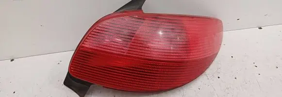 Peugeot 206 Rear/tail lights 2531D