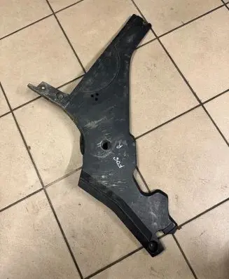 BMW 6 F06 Gran coupe Fuel tank bottom protection 7312832 REC100 74850610
